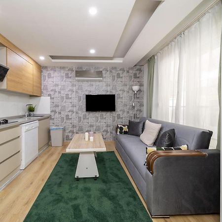 Modern And Cozy Apartment With Central Location And Balcony In Muratpasa, Antalya Exterior photo
